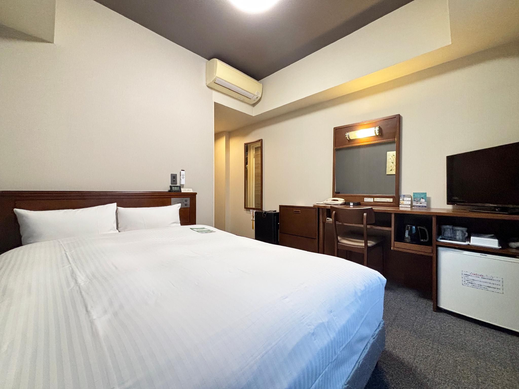 Semi Double Room - Smoking