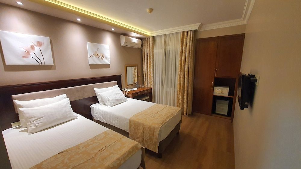 undefined Asur Hotel 7