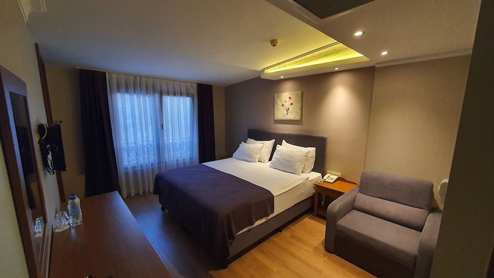Asur Hotel Standard Double or Twin Room