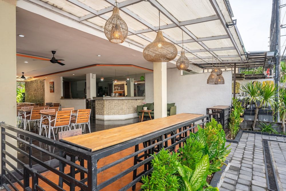 Spazzio Bali Hotel