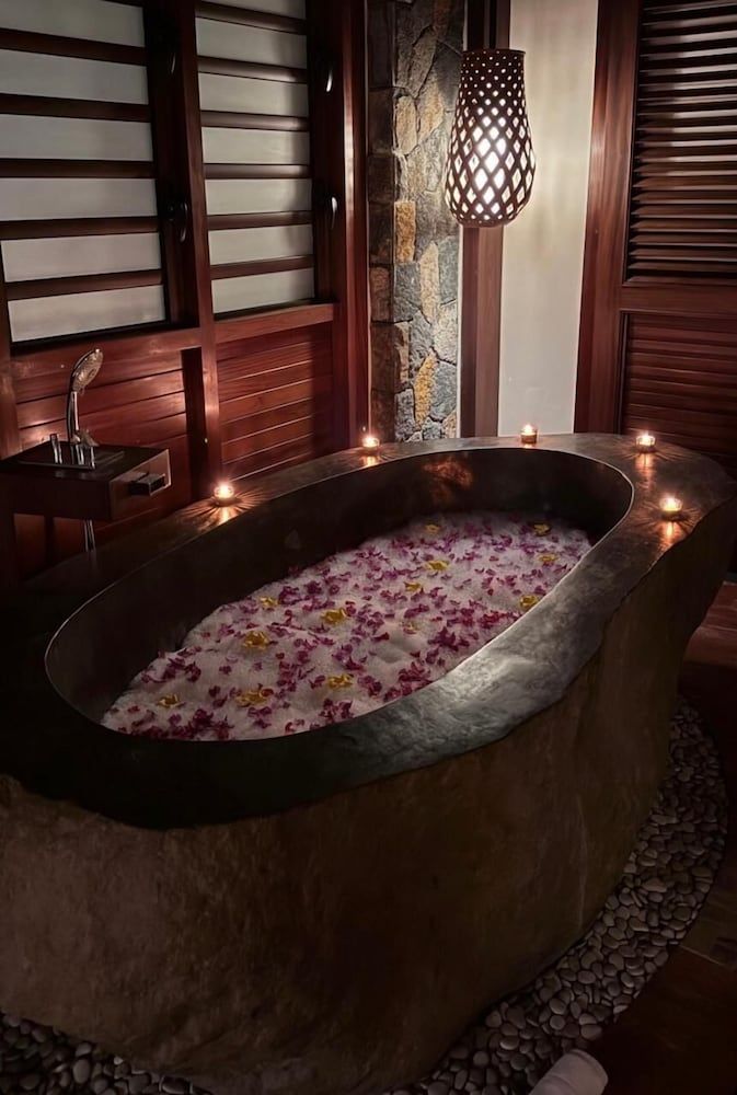 Le Jadis Beach Resort & Wellness - Managed by Banyan Tree Hotels & Resorts Luxury Ocean Front Pool Suite 6