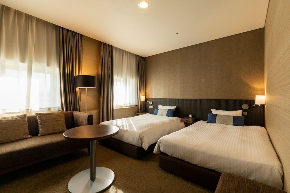 Deluxe Twin Room, Non Smoking (28sqm, Bed size 120cm and 140cm)