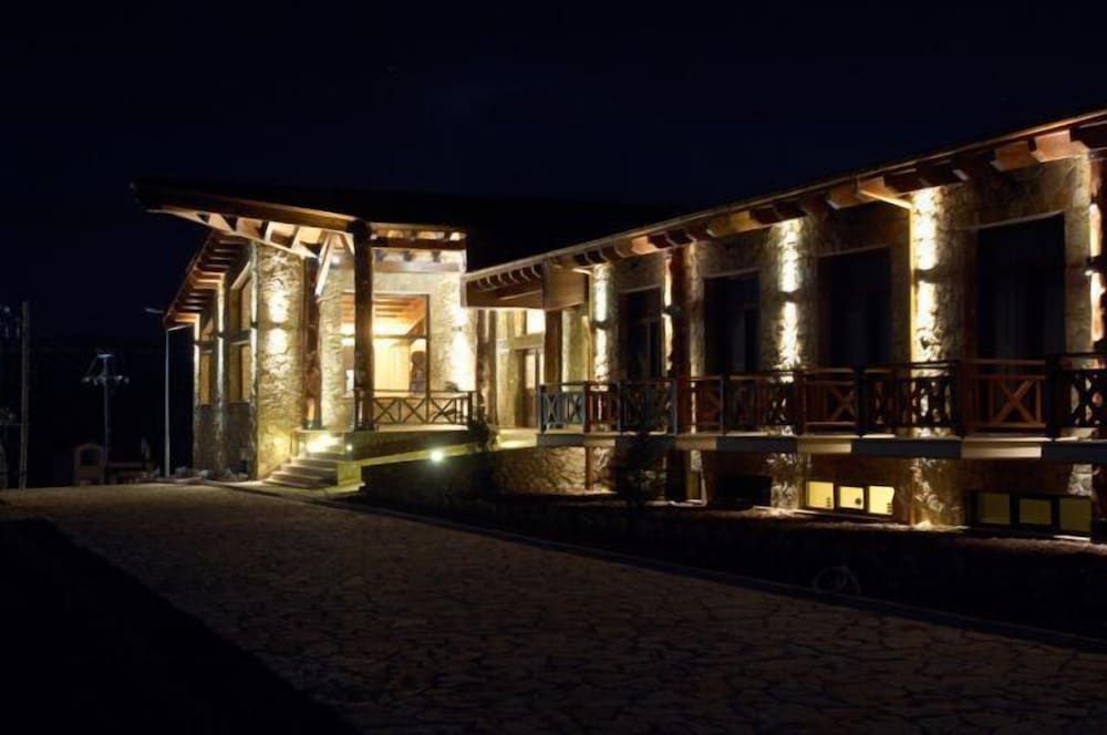 TAGLI RESORT & VILLAS