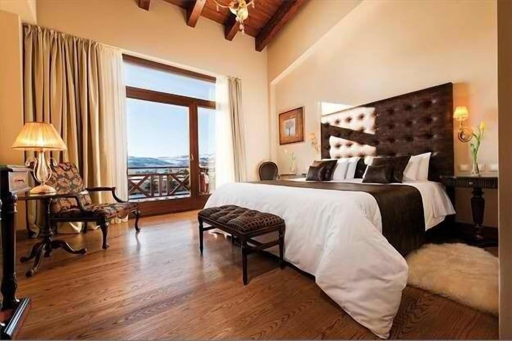 TAGLI RESORT & VILLAS