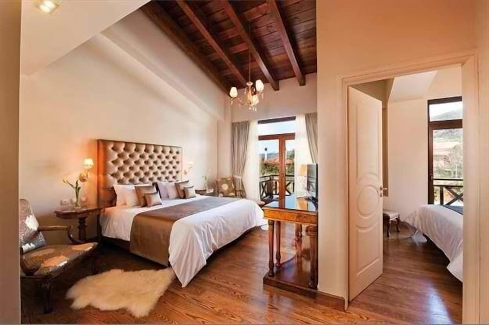 TAGLI RESORT & VILLAS