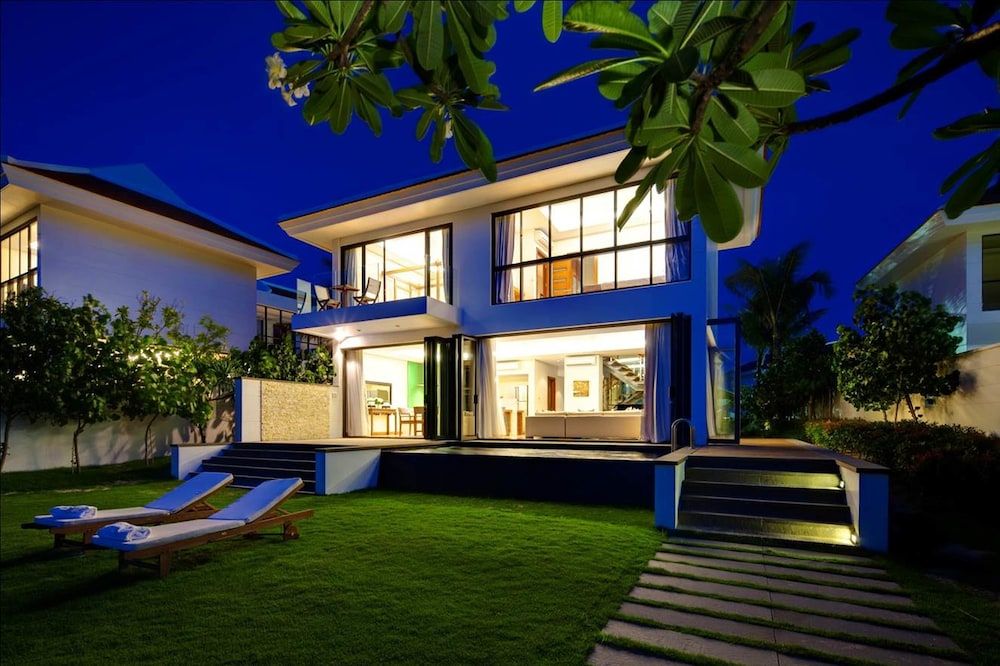 Private pool
