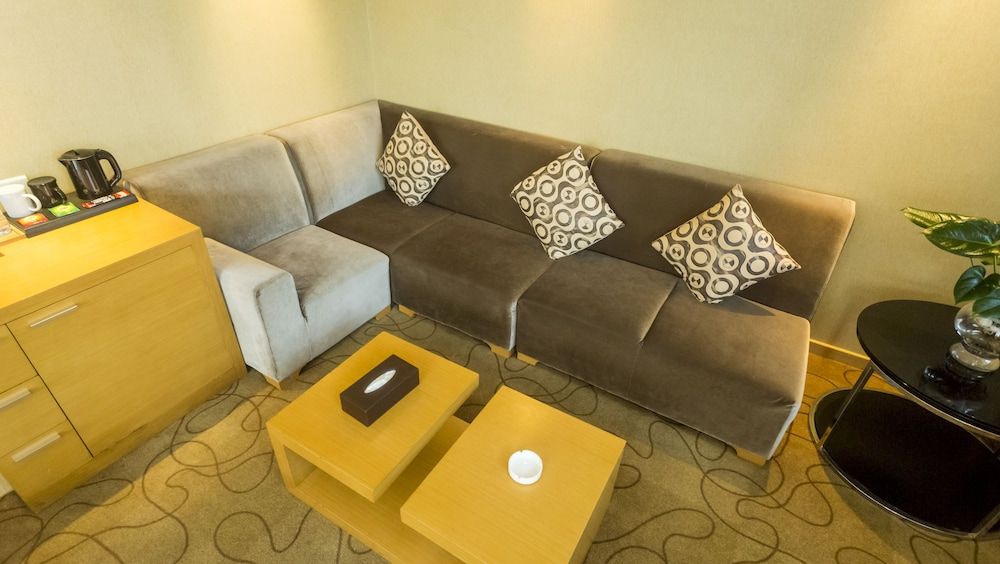 Metropolo Guangzhou Wanda Plaza Hotel Elegant Business Suite 4