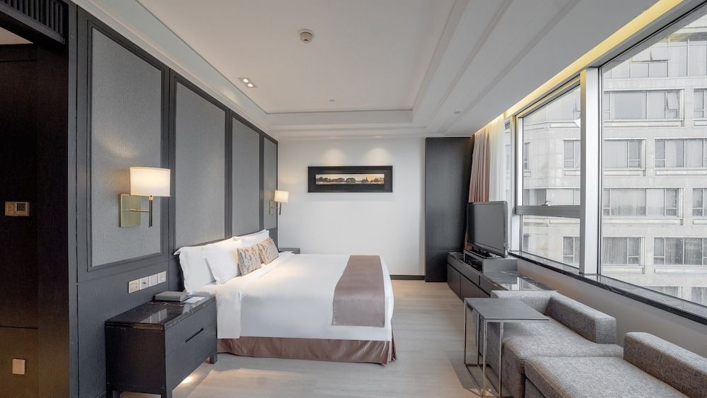 Crowne Plaza Shanghai Anting by IHG 1 King Bed Standard 3