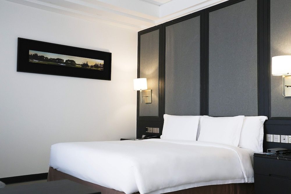 undefined Crowne Plaza Shanghai Anting by IHG 5