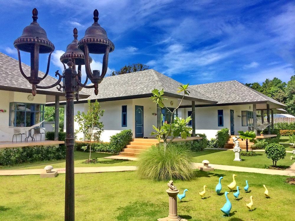 undefined Perennial Resort 3