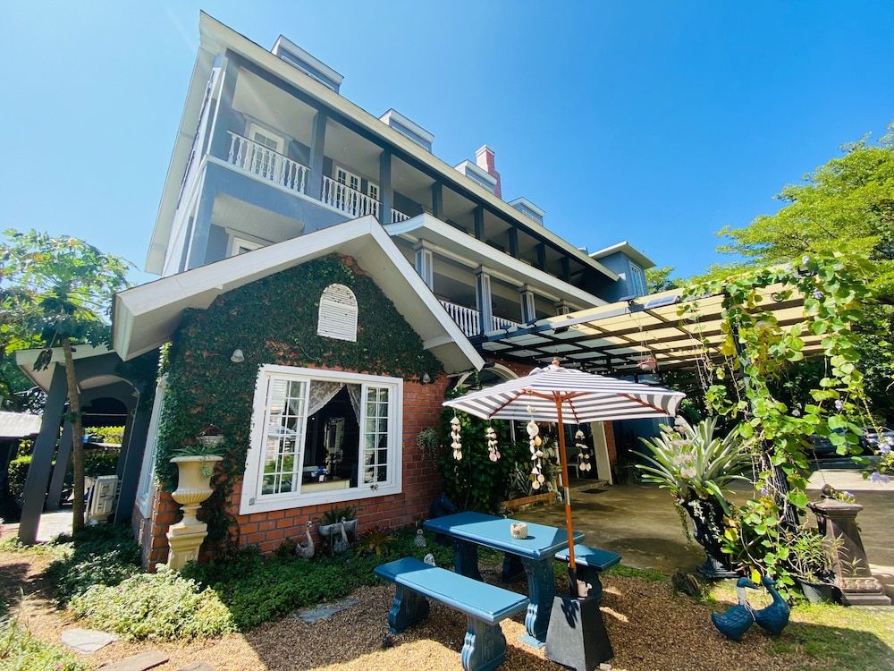 undefined Perennial Resort 5