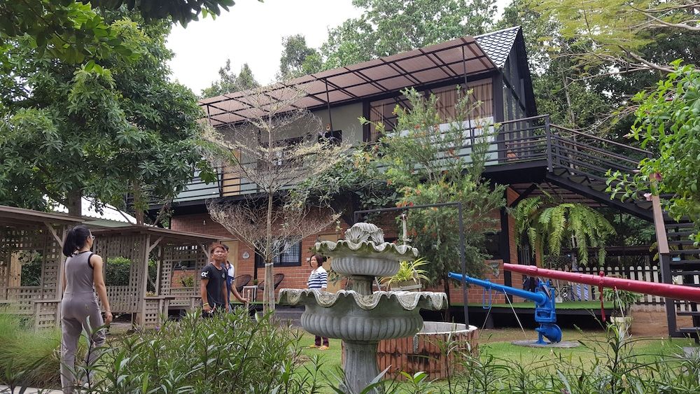 undefined Perennial Resort 8