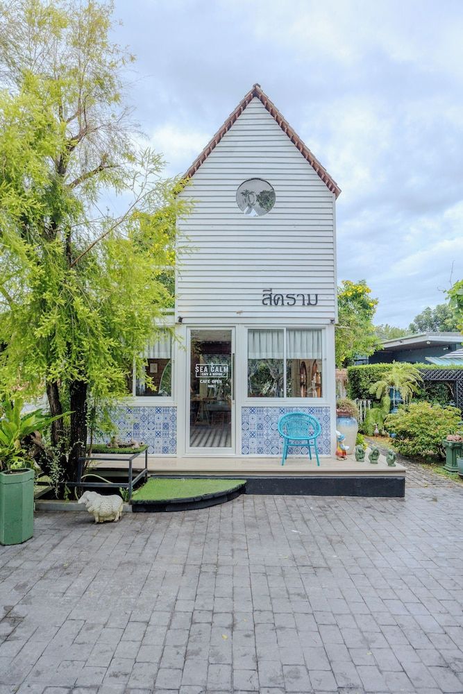 undefined Perennial Resort 9