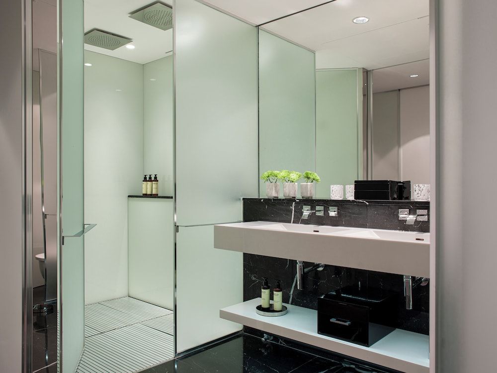 ME London Always ME 2