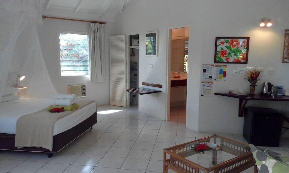 Lagoon Gardens Basic Bungalow, 1 Queen Bed with Sofa bed, Garden View 6