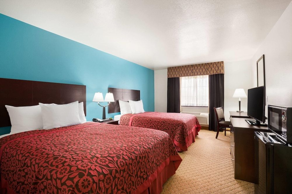 Standard Room, 2 Queen Beds