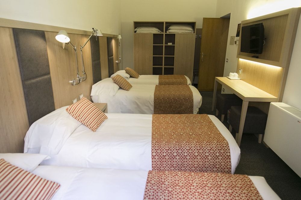 Hotel Casa Valdese Roma Quadruple Room 8