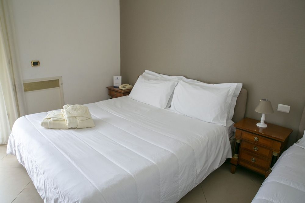 Resort Sant'Angelo & Spa Triple Room 3