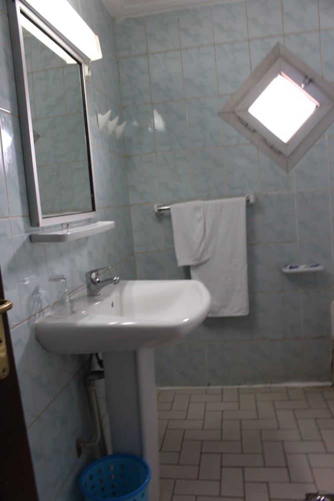 Tou'Ngou Hotel Junior Suite 3