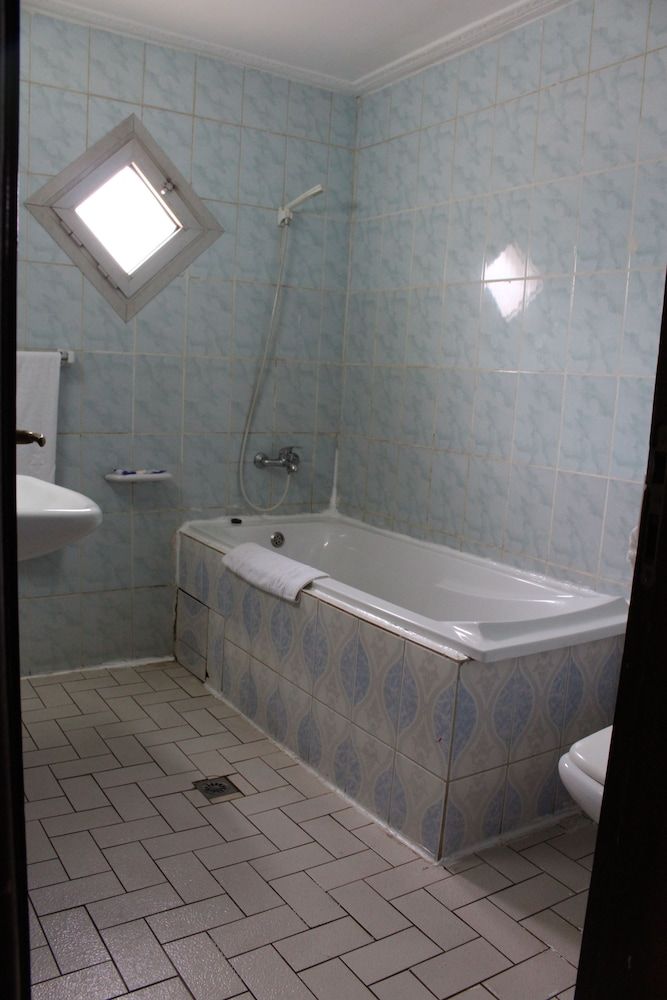 Tou'Ngou Hotel Junior Suite 5