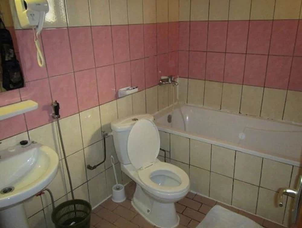 Tou'Ngou Hotel Superior Room 9