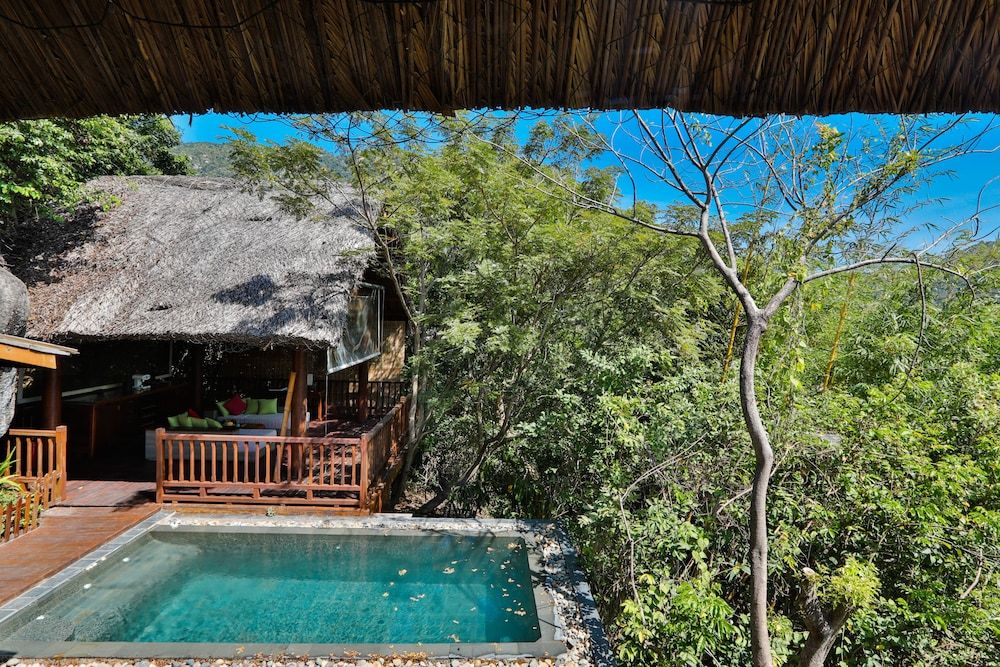 L'Alya Ninh Van Bay Hill Rock Pool villa 6