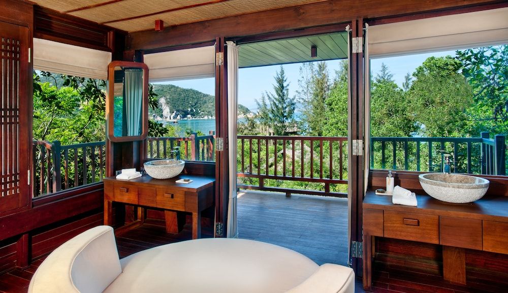 L'Alya Ninh Van Bay Hill Rock Pool villa 4