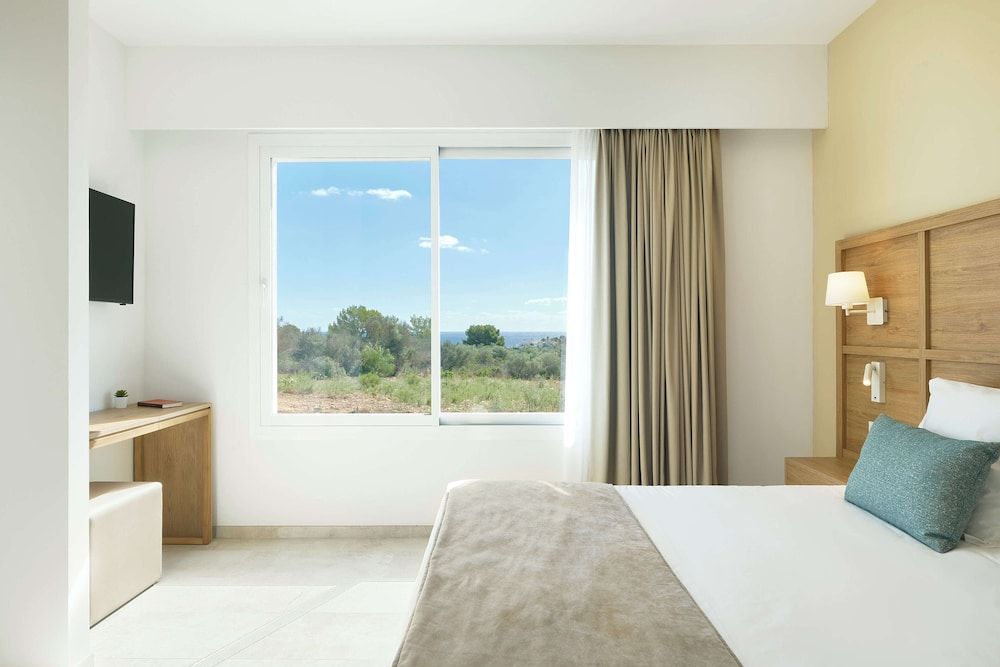 Villa, Terrace (3 Adults & 1 Child)