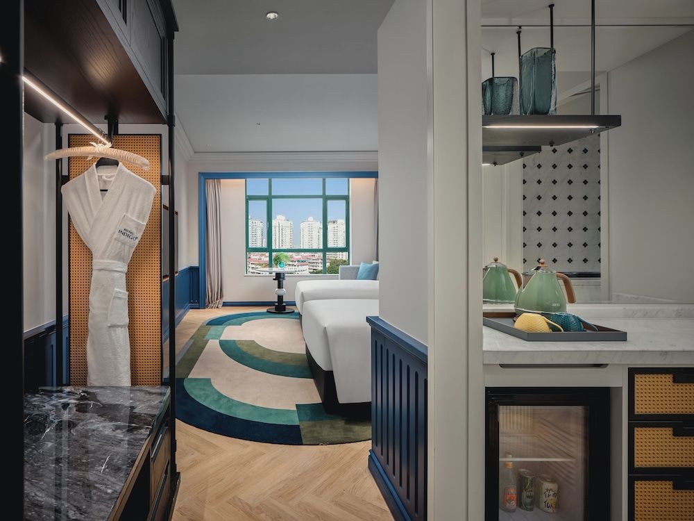 Hotel Indigo Shenzhen Overseas Chinese Town by IHG 
