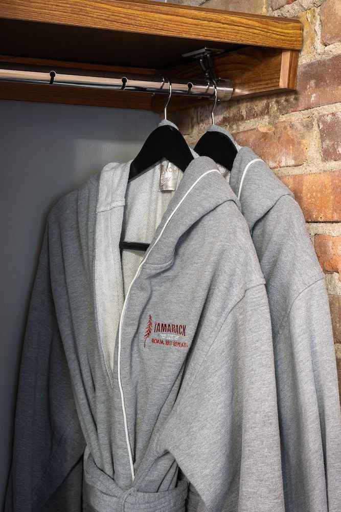 Tamarack Lodge Sun Valley Standard Room, 1 King Bed (Standard King Room) 5