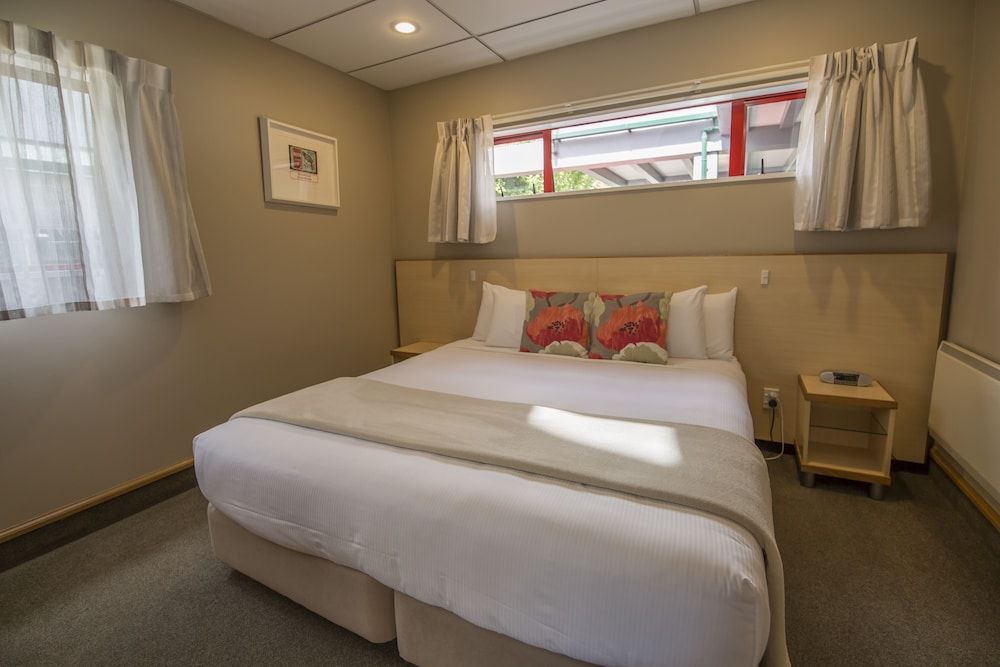 Amross Court Motor Lodge Apartment, 1 Bedroom 2