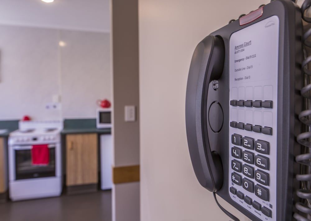 Amross Court Motor Lodge Family Apartment, 2 Bedrooms 5