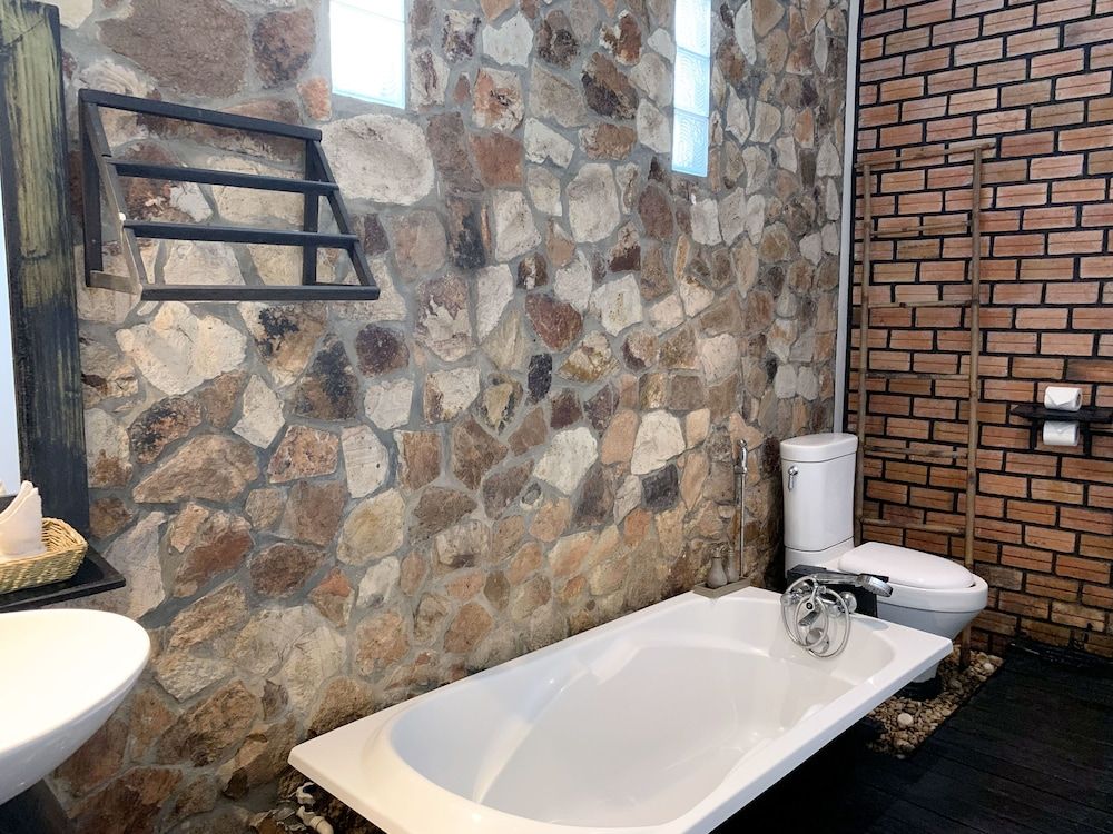 Petit Villa Boutique & Spa Family Suite, Pool View 9