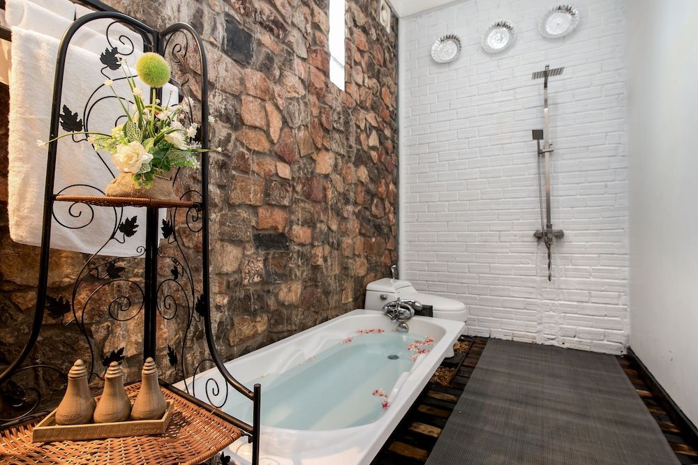 Petit Villa Boutique & Spa Family Suite, Pool View 8