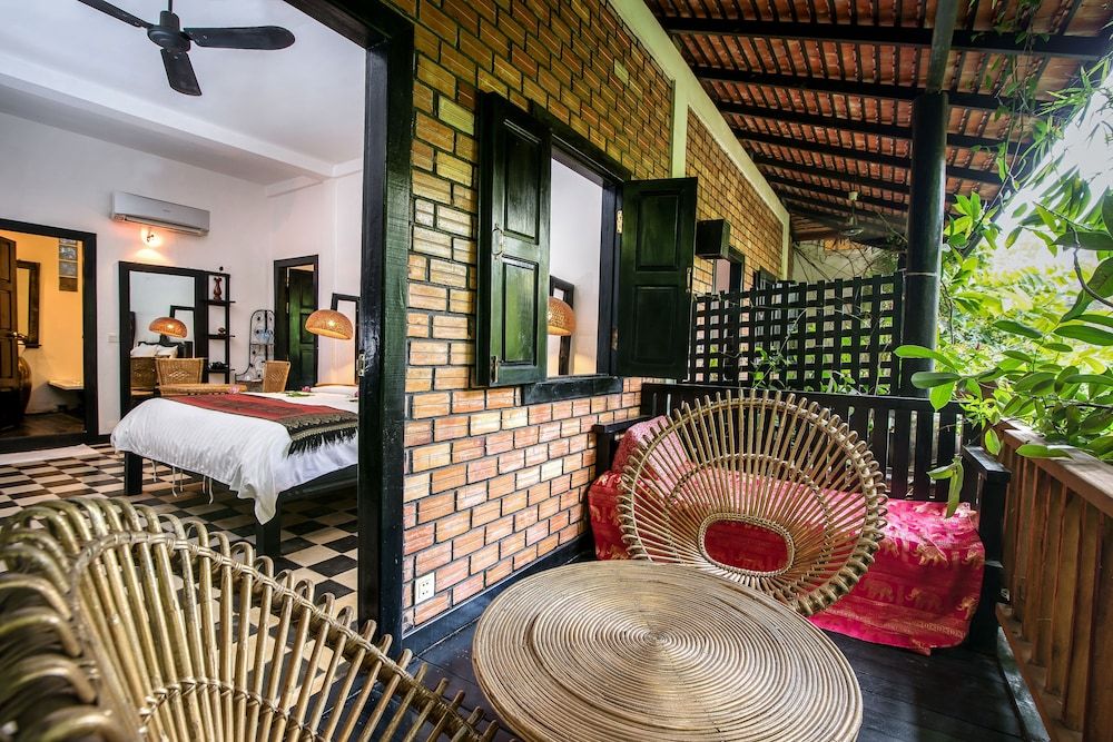 Petit Villa Boutique & Spa Honeymoon Room, Pool View 9