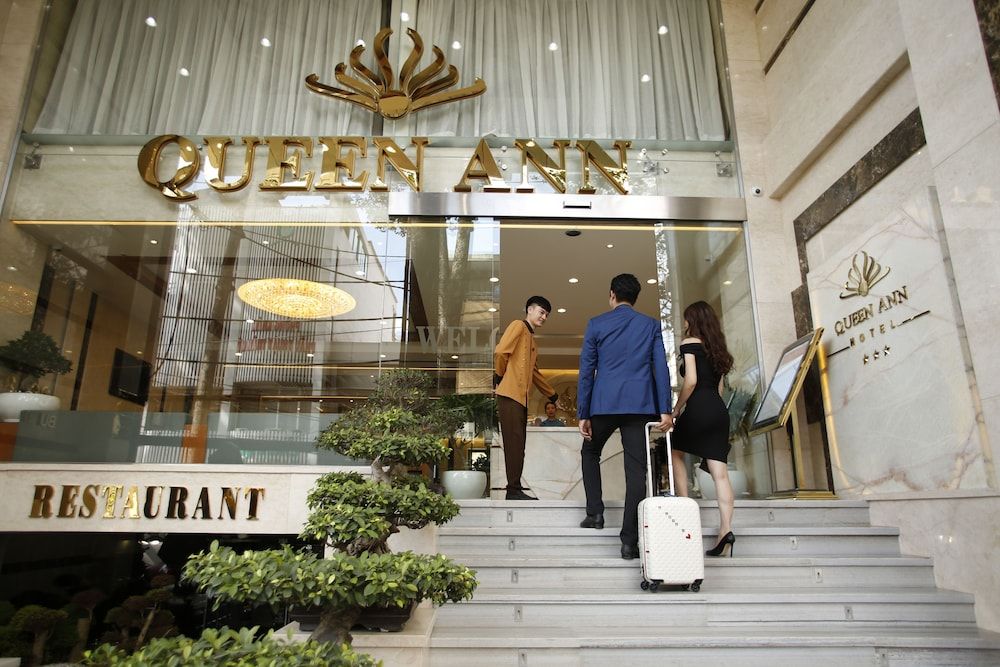 undefined Queen Ann Hotel 2