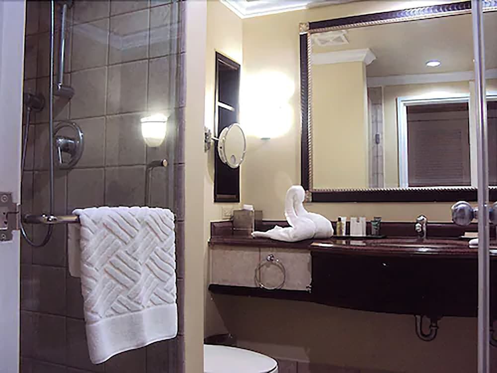 Magdalena Grand Beach & Golf Resort Suite, 1 Bedroom, Oceanfront 4