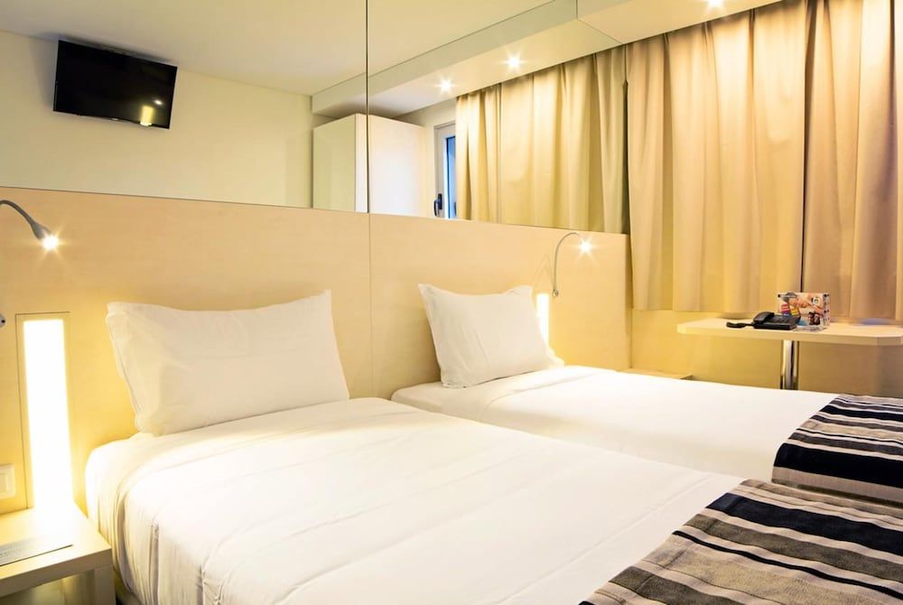 Park Hotel Porto Aeroporto Superior Double Room 2