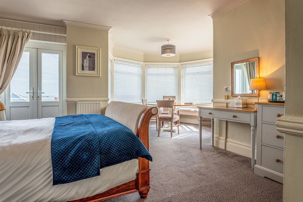 The Botany Bay Hotel Superior Room, Sea View (Feature) 3