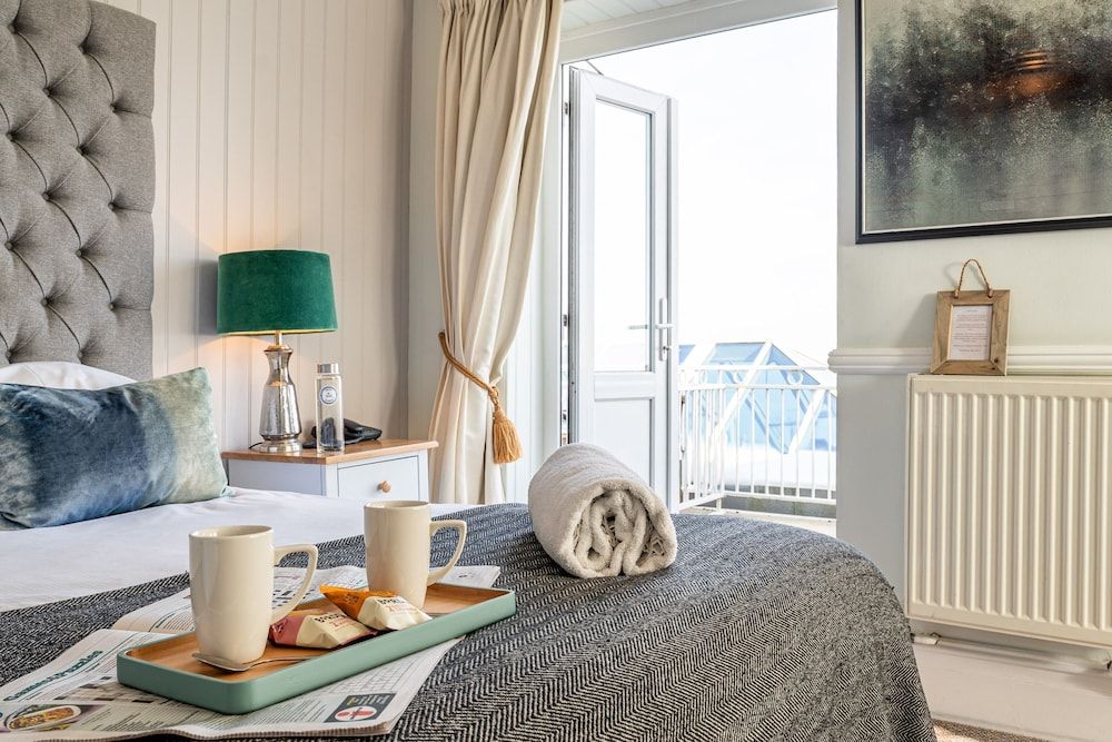 The Botany Bay Hotel Superior Room, Sea View (Feature) 8