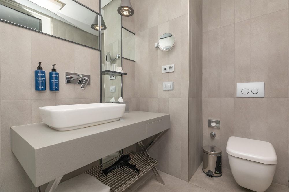undefined Radisson Blu Hotel Istanbul Asia 6