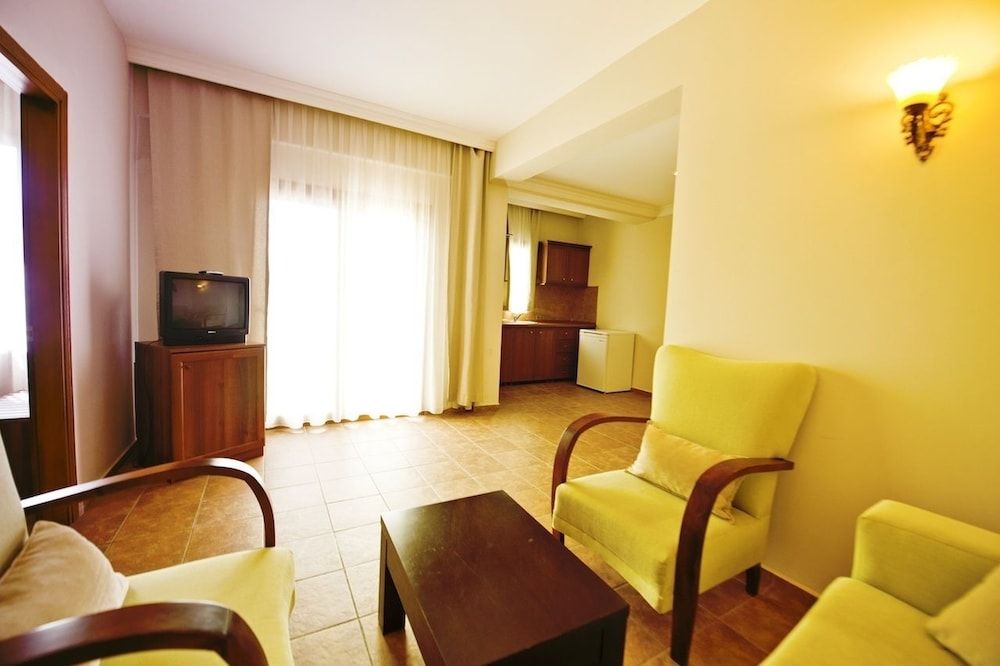 Hotel Suite