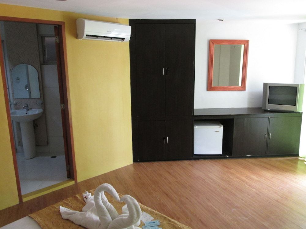 undefined Quoalla Hotel Boracay 9