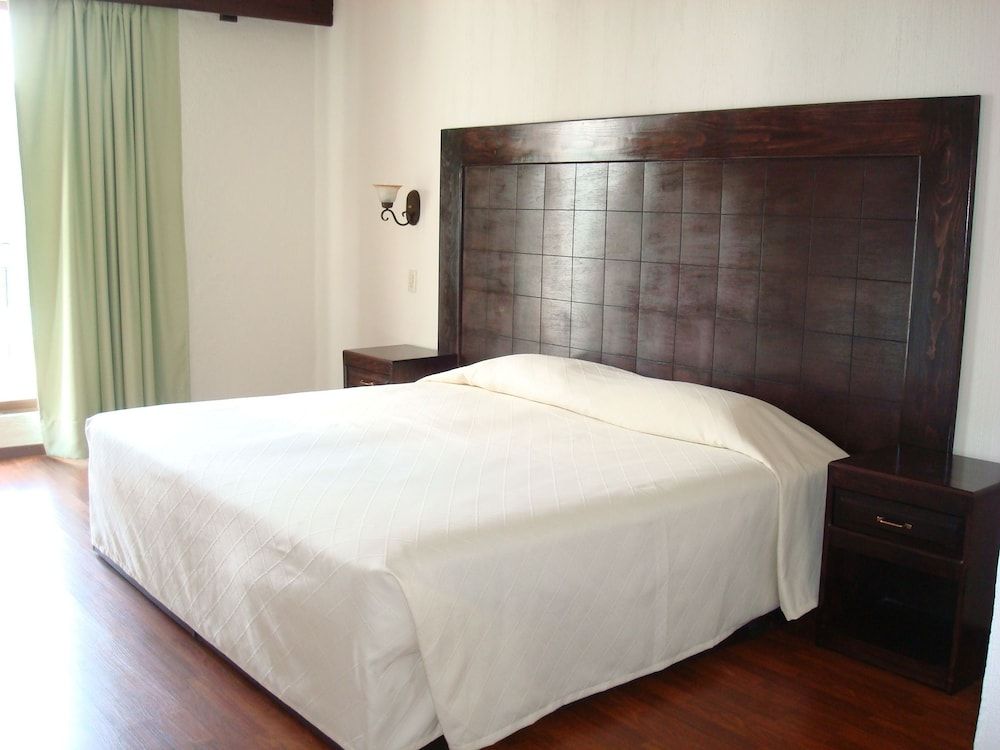 Room, 1 King Bed