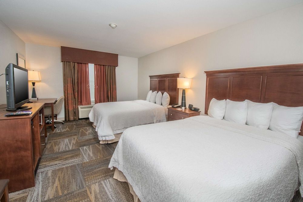 Room, 2 Queen Beds, Accessible, Non Smoking
