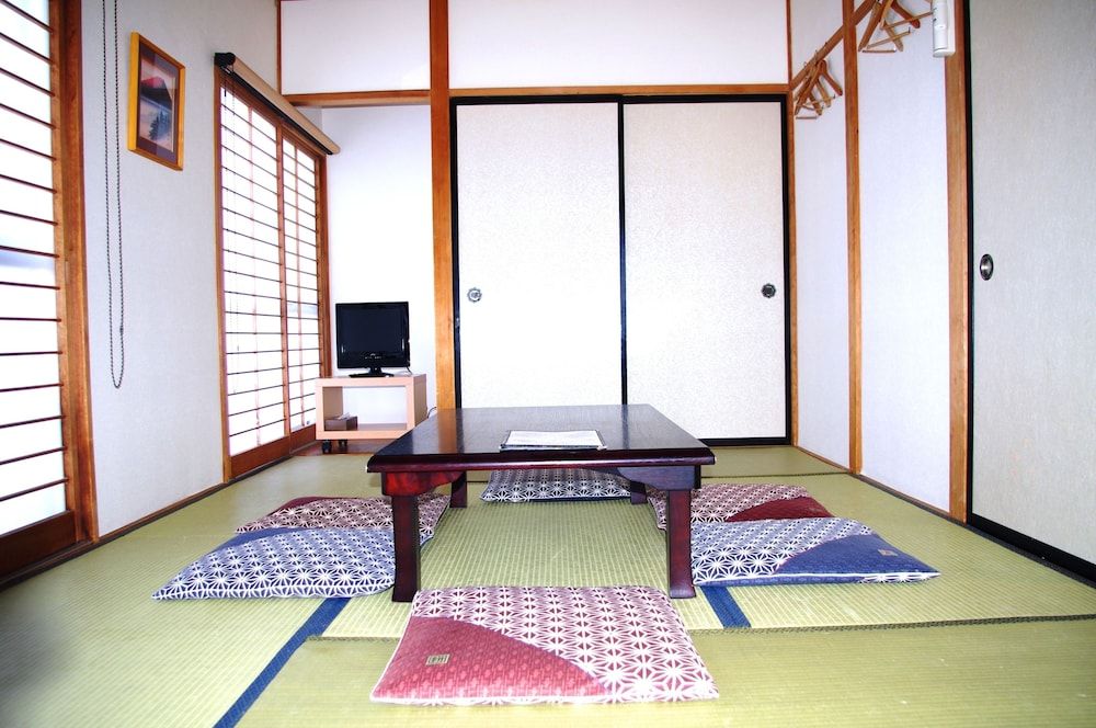 Japanese Private Family 4-6
