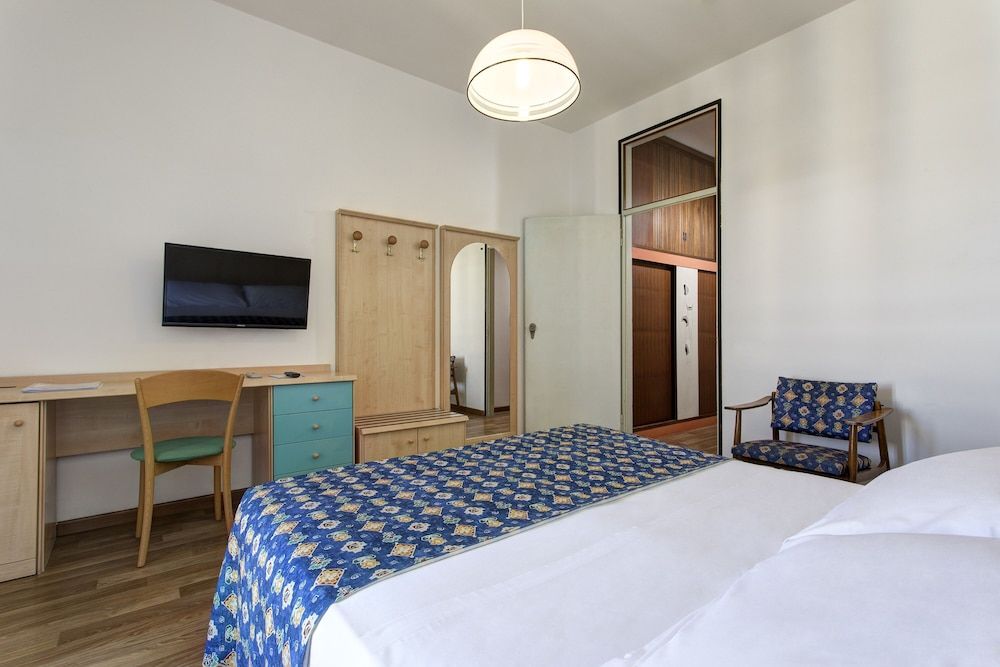 Comfort Room, Balcony, Sea View (laterale)