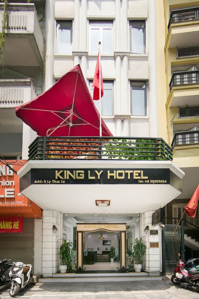 undefined Kingly Hotel