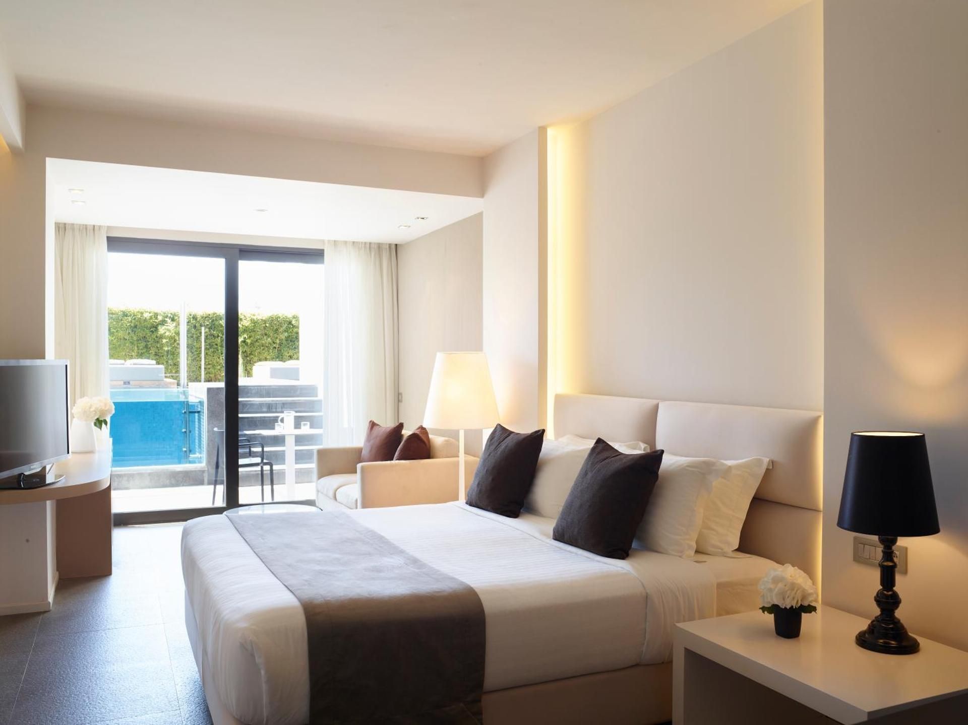 Pool Experience Suite