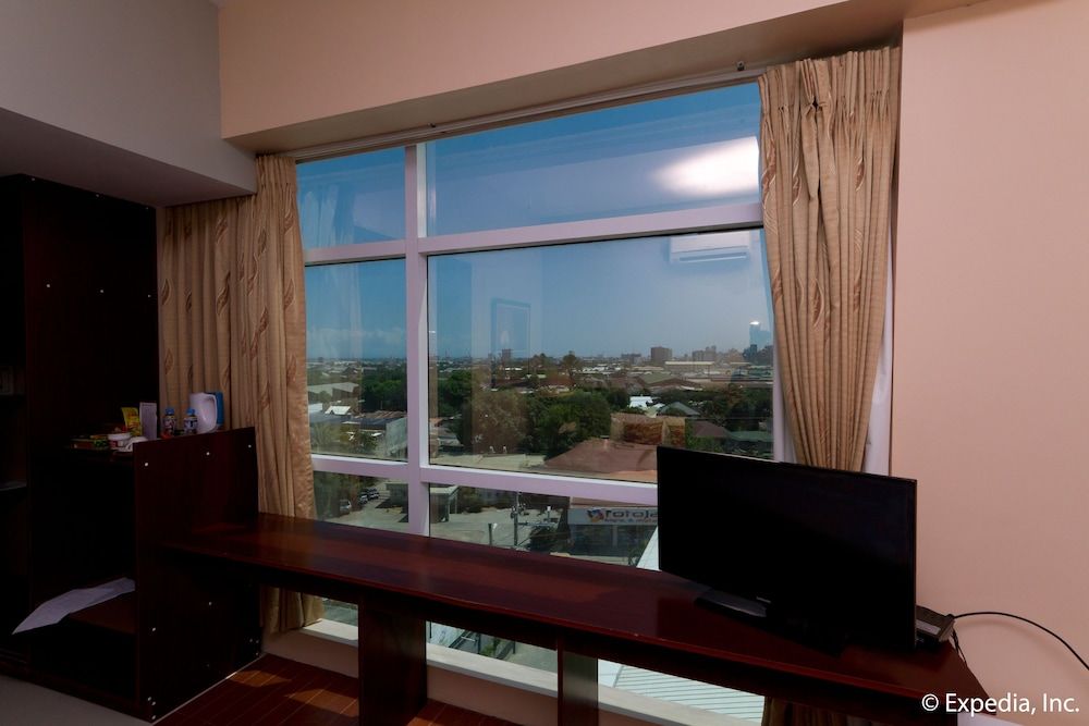 In-Room Business Center